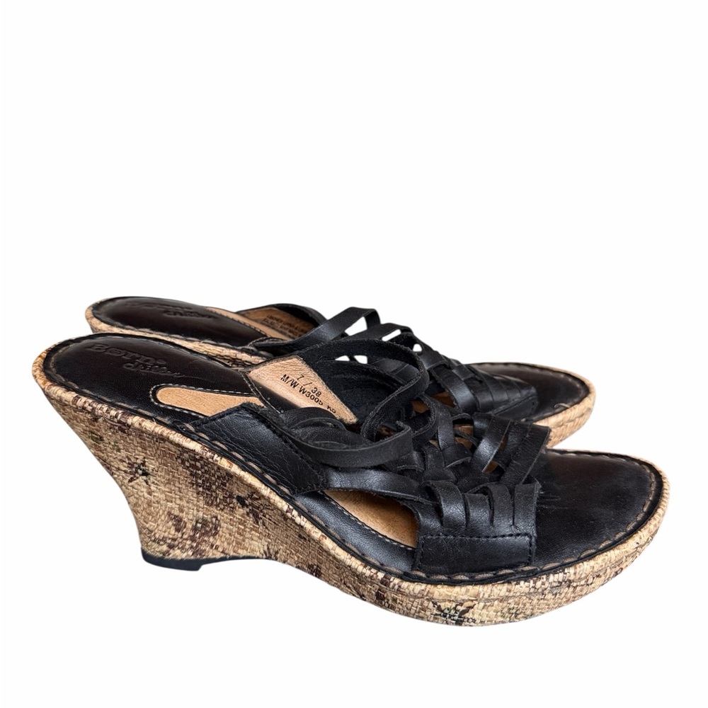 Y2K NWOT Born Drilles Black Strappy‎ Leather 3.5” Wedge Sandals